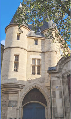 Porte hôtel de Clisson