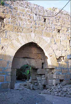 Chastel-Rouge-Qalaat-Yahmur