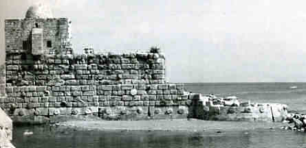 Sidon, courtine sud-est et de la tour flanquante - Image Jean Mesqui